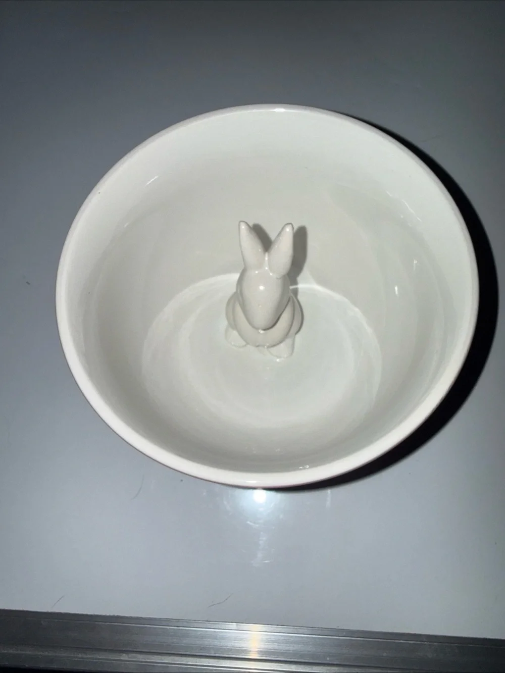 Kcare Pink & White Stoneware Bowl w Bunny in the Center See Pics For Measurement